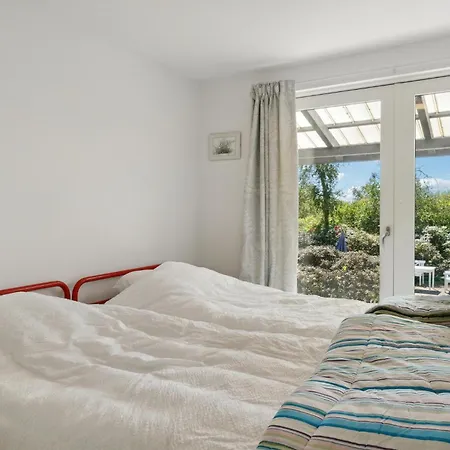 7 Bedroom Stunning In Holiday home