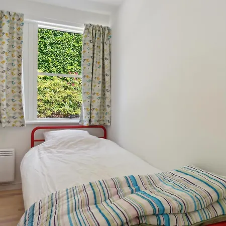 7 Bedroom Stunning In Holiday home *
