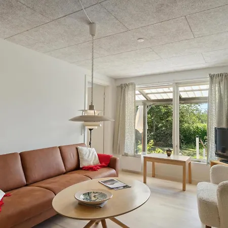 7 Bedroom Stunning In Dronningmolle